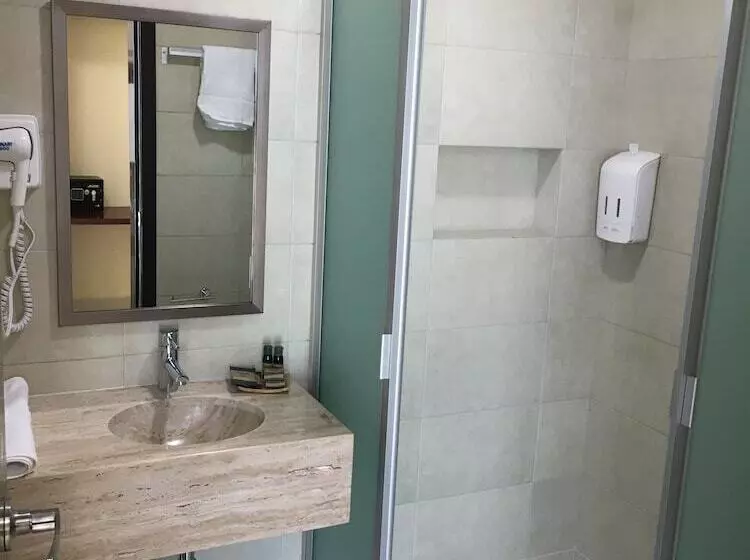 هتل Harbour Inn   Veracruz