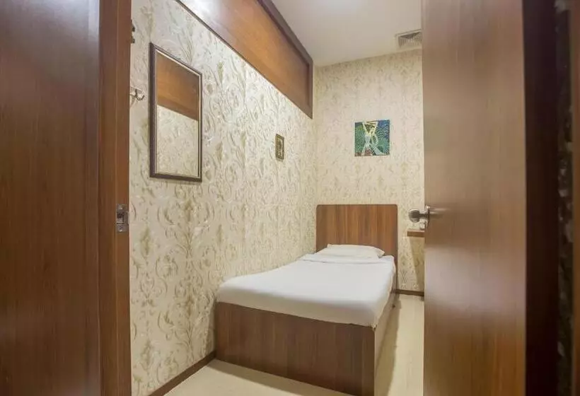 هتل Spot On 89858 Rebecca S Homes