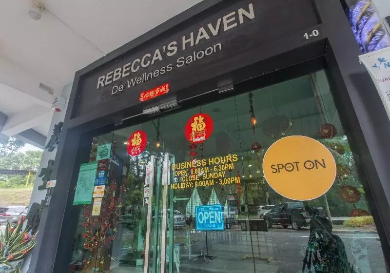 هتل Spot On 89858 Rebecca S Homes