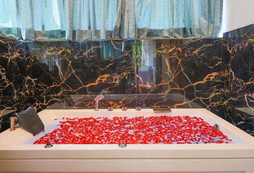 The Blossom Resort, Chikmagalur