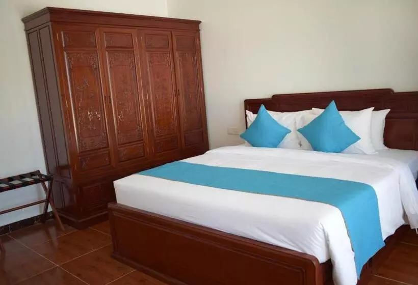 Sealong Bay Zhongqi Conifer Hotel 海龙湾中启康年酒店