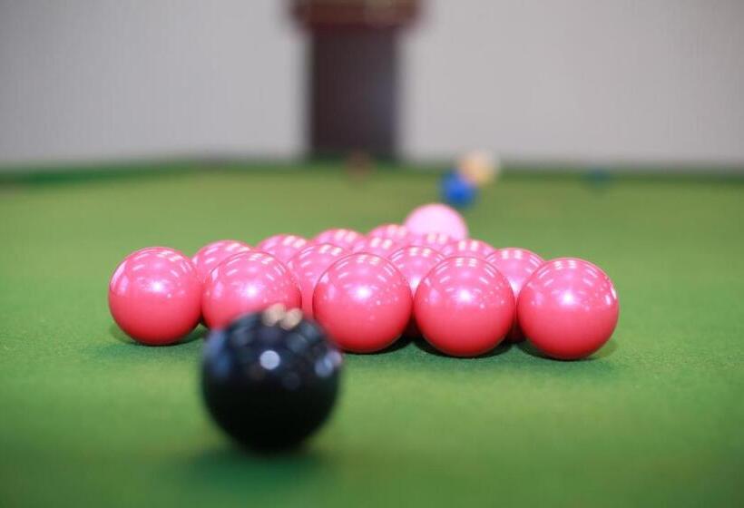 Sealong Bay Zhongqi Conifer Hotel 海龙湾中启康年酒店