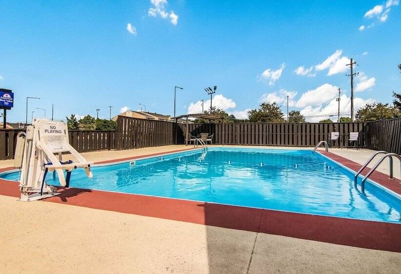 ホテル Americas Best Value Inn Alliance