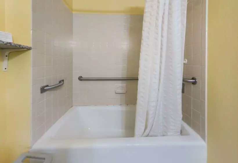 酒店 Econo Lodge Spotsylvania Town Center