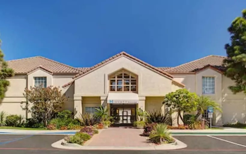 בית מלון כפרי Hyatt House Lax Manhattan Beach