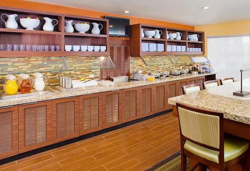 בית מלון כפרי Hyatt House Lax Manhattan Beach