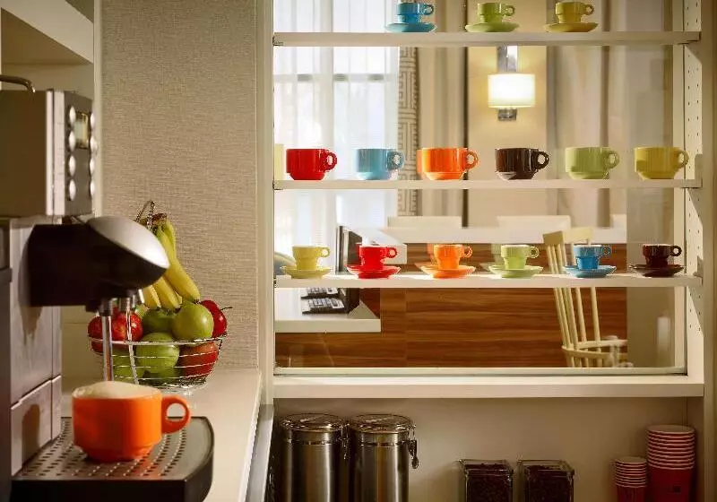 هتل Sonesta Es Suites Princeton