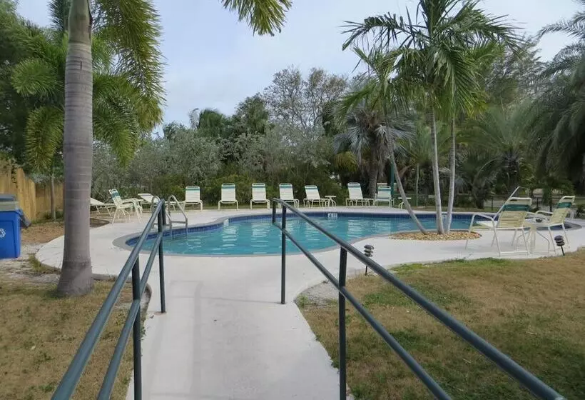 فندق Sugar Loaf Lodge