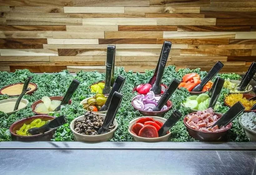 هتل Sundowner Station