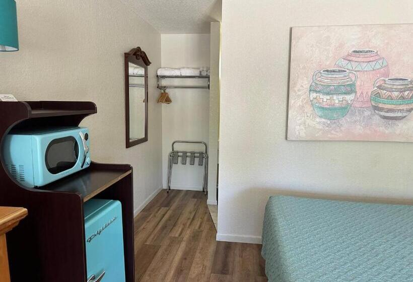 فندق Sunset Inn And Suites