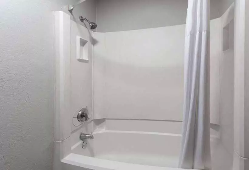 فندق Super 8 By Wyndham Amarillo Central Tx