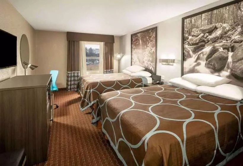 Szálloda Super 8 By Wyndham Cleveland