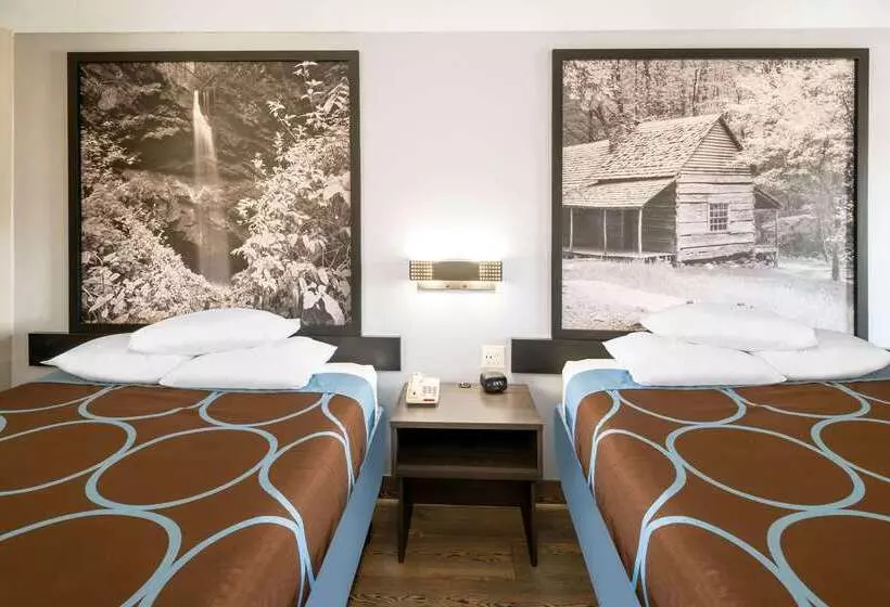 Szálloda Super 8 By Wyndham Cleveland