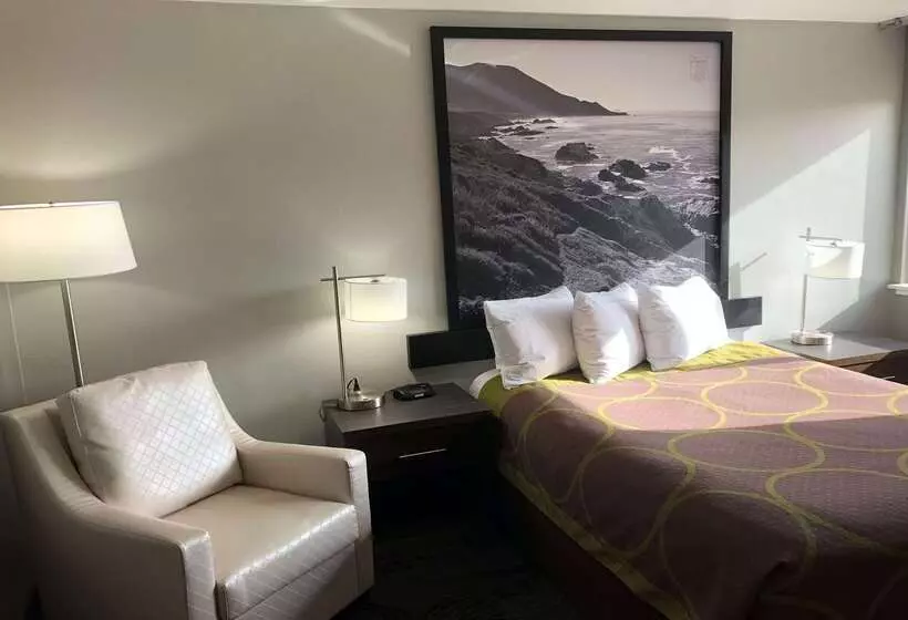 Отель Super 8 By Wyndham Eureka