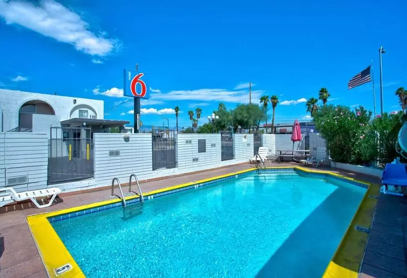 Motel 6 Tucson, Az  East Williams Center