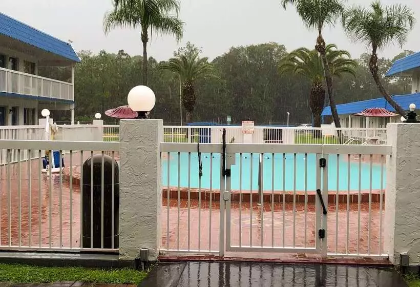 Motel 6daytona Beach, Fl  Speedway