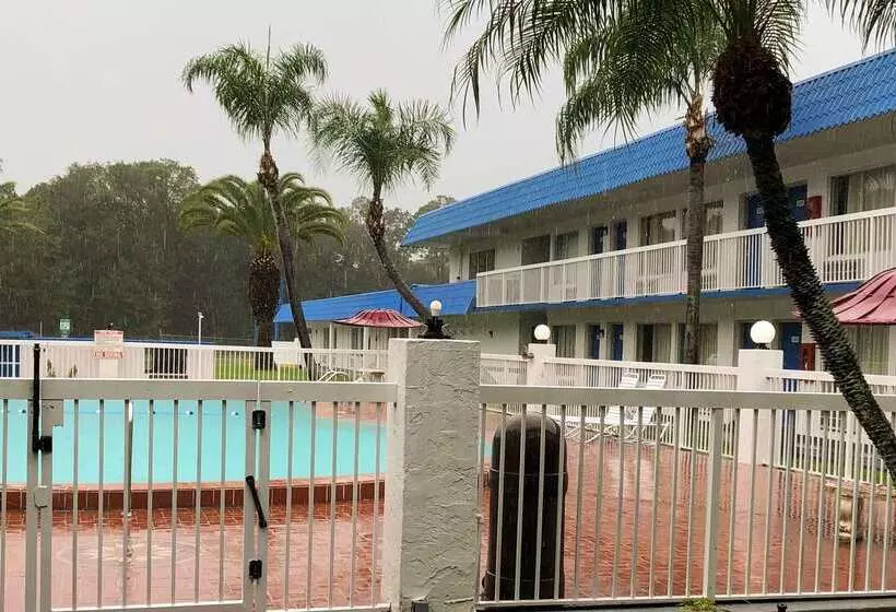 Motel 6daytona Beach, Fl  Speedway