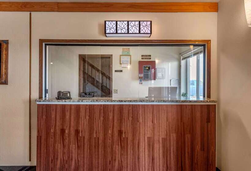 فندق على الطريق Econo Lodge La Junta