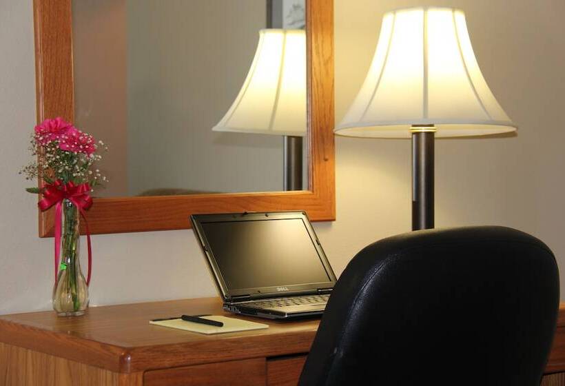 モーテル Homestead Inn And Suites