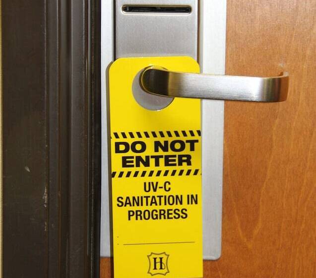 モーテル Homestead Inn And Suites