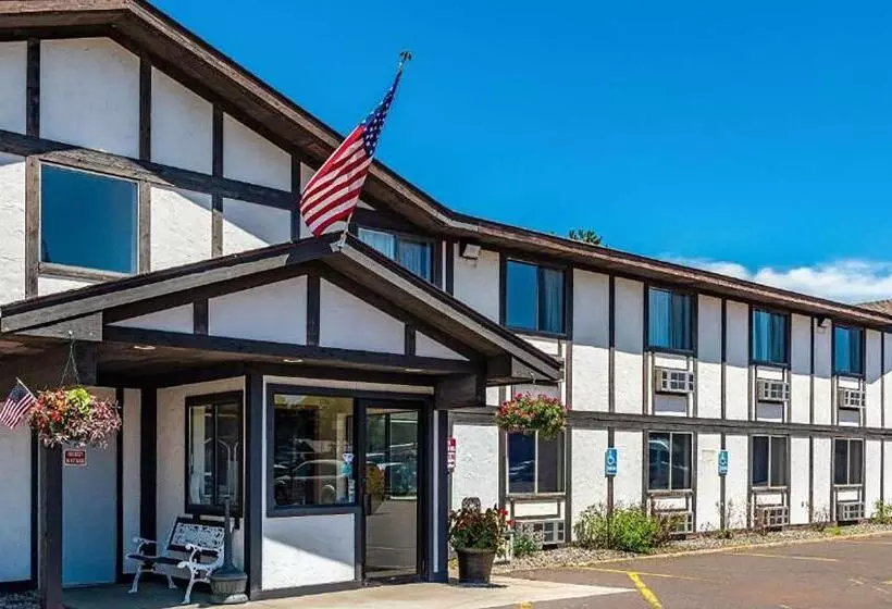 汽车旅馆  Magnuson Hotel Ironwood