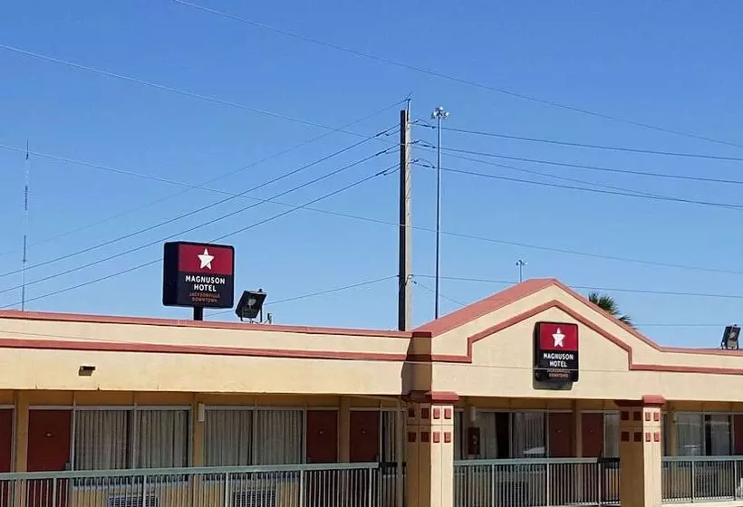 מוטל Magnuson Hotel Jacksonville Downtown