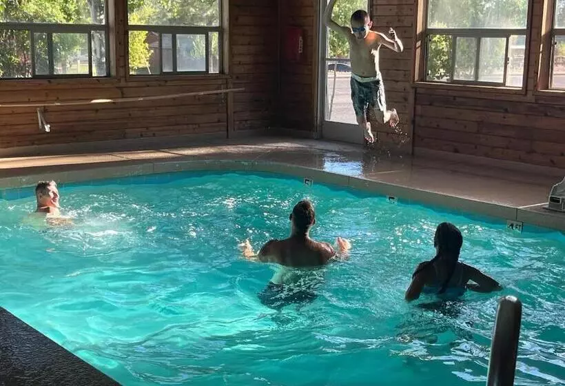 فندق على الطريق Pinetop Studio Suites