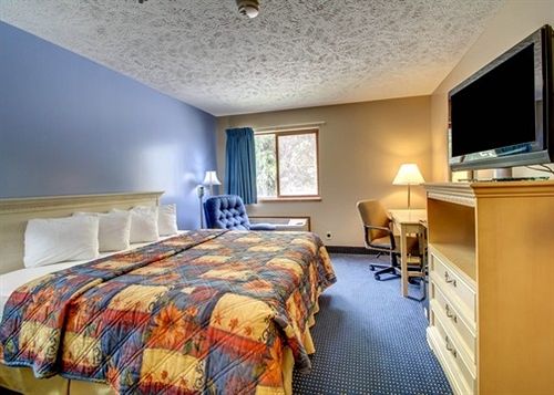 Мотель Rodeway Inn Central City