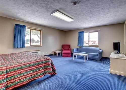 Мотель Rodeway Inn Central City