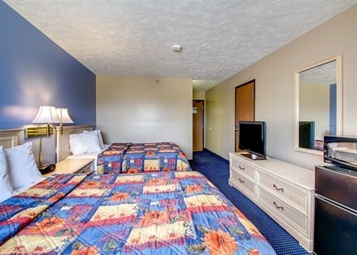 Мотель Rodeway Inn Central City