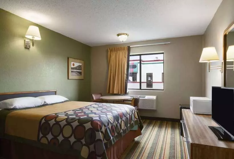 فندق على الطريق Super 8 By Wyndham Blackwell