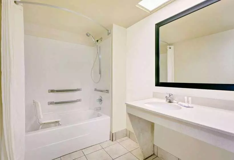 מוטל Super 8 By Wyndham Byron/south Macon