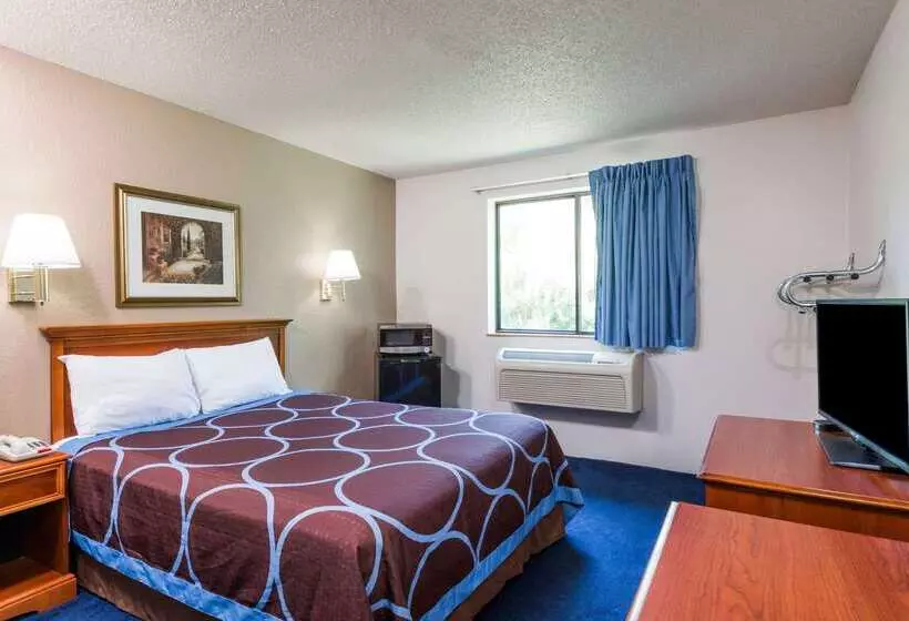 汽车旅馆  Super 8 By Wyndham Delmont