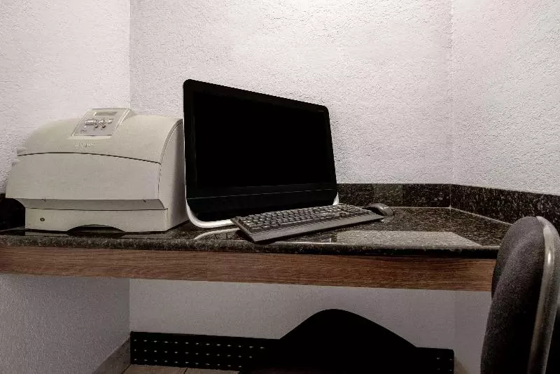 모텔 Super 8 By Wyndham Dumas Tx