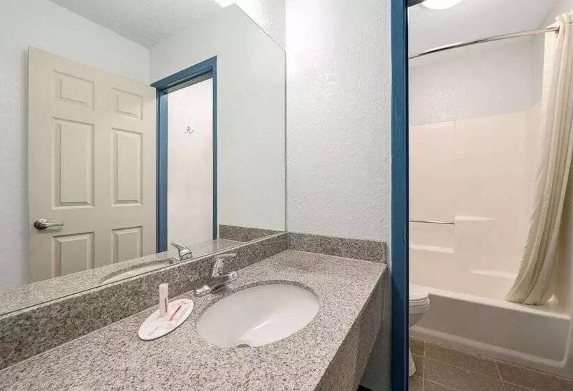 모텔 Super 8 By Wyndham Dumas Tx