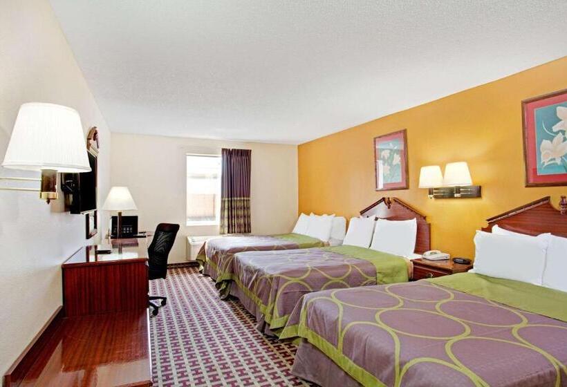 فندق على الطريق Super 8 By Wyndham Forrest City Ar