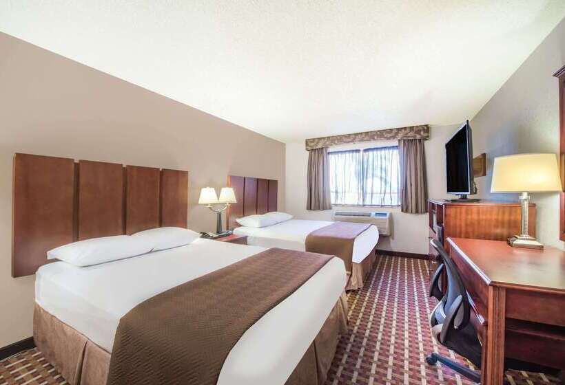 مُتل Super 8 By Wyndham Harlingen Tx