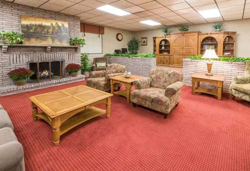 מוטל Super 8 By Wyndham Henrietta/rochester Area