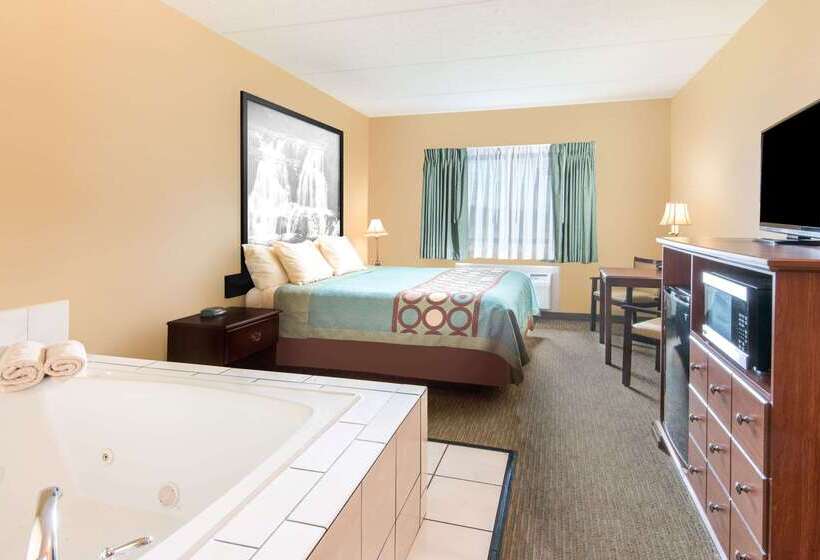 Motel Super 8 By Wyndham Henrietta/rochester Area