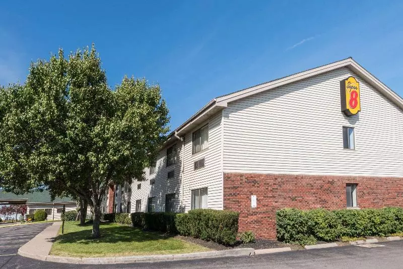 מוטל Super 8 By Wyndham Henrietta/rochester Area