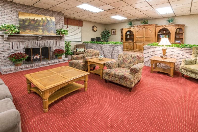 Motel Super 8 By Wyndham Henrietta/rochester Area