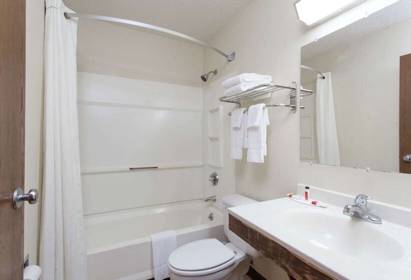 מוטל Super 8 By Wyndham Lewiston Auburn Area