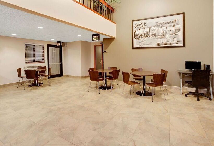 모텔 Super 8 By Wyndham Longmont/del Camino