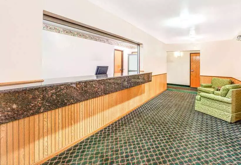 모텔 Super 8 By Wyndham Mchenry Fox Lake Area