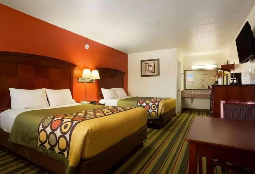 汽车旅馆 Super 8 By Wyndham Pleasanton