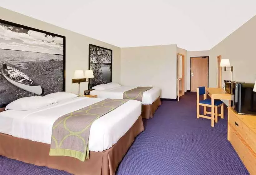 Motelli Super 8 By Wyndham St. James