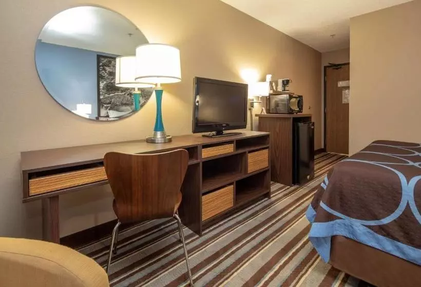 모텔 Super 8 By Wyndham Steubenville