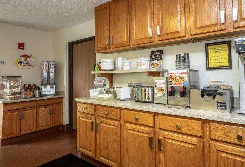 汽车旅馆  Super 8 By Wyndham Steubenville