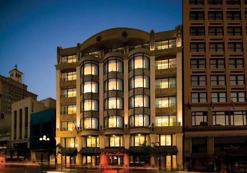 استراحتگاه Club Wyndham Harbour Lights