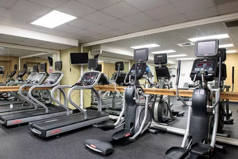 استراحتگاه Club Wyndham Harbour Lights